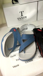 แตะสวมหนีบ T TANDY ของแท้ 100% พร้อมส่งน้องใหม่มาแรงเกินต้าน
