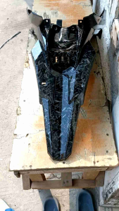 Spakbor Belakang Vario LED Karbon: Aksesoris Motor Vario