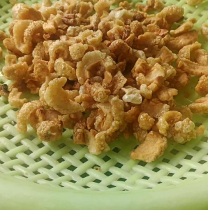 แคปหมูติดมัน กากหมูกร๊อบกรอบสูตรโบราณขนาด200กรัม 1กระปุก