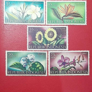 Prangko Indonesia Kuno 5 Pcs Seri Bunga Tahun 1957 UN USED