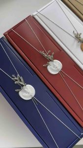 Kuim's Holiday ของขวัญ ไม้หอมกระจายกลิ่น สีขาว 30 ml ตกแต่งตราประทับครั่ง และกล่องสีน้ำตาล ของรับไหว้ ซึ่งเป็นสินค้าของคุณว่า ชำร่องเพื่อชำระเงินคุณ