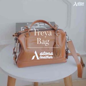 Alona Leather Jakarta: Tas Wanita Kulit Premium Fashionable Anti Air & Simple Trendy