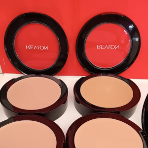 REVLON NEW POWDERY FOUNDATION NATURAL-FINIS SPF 15