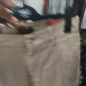 CELANA PENDEK CASUAL CARDINAL 3/4