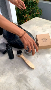 sabun pembersih/saddle soap khusus produk berbahan kulit