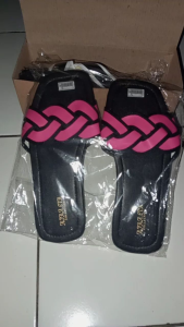 SENDAL WANITA TEPLEK KEKINIAN TERBARU