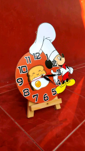 Jam Dinding Kitchen Karakter Mickey Mouse: Desain Unik & Pilihan Warna