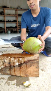 Golok Soren Model Kembang Kacang Baja Berkualitas Sepuh Air Anti Melotot