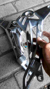 Footstep Belakang Supra X 125 DD Standard Coak Poles Bahan Presisi