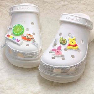 JBS SetM 👠🌈⚡️ตัวติดรองเท้ามีรู  “ มิกซ์  วินนี่ เดอะ พูห์ ” 👠✨🌈🔅❤️ Shoe charm “ Mix Winnie “