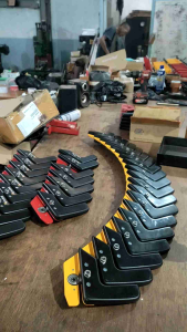 VAROTEX V3 KUNING ALAT PEMOTONG HPL TANPA LISTRIK 100% ORI