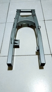 SWING ARM/FORK/CAPIT UDANG/GARPU BELAKANG  KLX 150