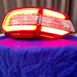 โปรสุดคูมีการเปลี่ยนแปลงไฟท้ายแต่งโคมแดง 2015-2021 สำหรับ Ford Everest โดยไฟเบรค, ไฟหรี่รูปตัวC, ไฟเลี้ยววิ่ง, และไฟถอย LED BAR เต็มระบบ