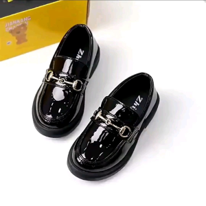 Sepatu Anak Perempuan Dockmart Motif Kancing Cantik Flatshoes Slip On