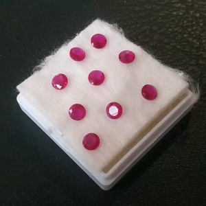 Batu Permata Merah Delima Nusantara Bias Merah Size Kecil Merah Siam Rose Bangkok 9 Mohz Istimewa