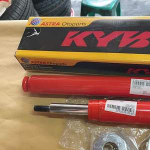 SHOCKBREAKER DEPAN FUTURA T120 SS SHOCK BREAKER FUTURA KYB ULTRA ASTRA ORIGINAL SET KIRI KANAN