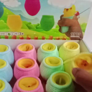 Mainan Squeezy Pencet: Mainan Edukatif dan Aman untuk Anak Usia Dini