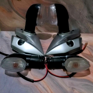 TERBARU PAKET VIXION 2010 2011 2012 KUPINGAN VIXION PLUS LAMPU SEIN SEN 4 PCS DEPAN BELAKANG VIXION OLD
