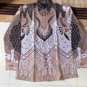 Batik solo premium kemeja pria lengan panjang slimfit baju kerja anak muda kekinian hem kondangan trendi busana remaja mewah terbaru 2023