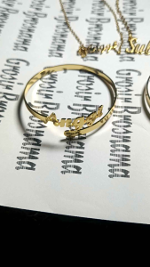 Custom Nama. Bisa Buatkan Namamu kalung Dan Gelang