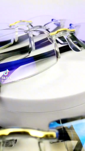 Kaca Mata Baca Orig100: Solusi Optimal untuk Semua Usia