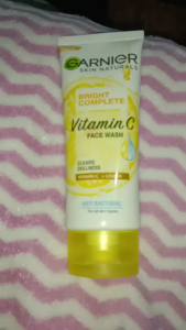 Garnier Fash Wash Bright Complete Series 100ml // Garnier Bright Complete Facial Foam 100ml