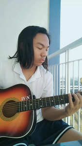 Ivans acoustic guitar ( Sunburst model )