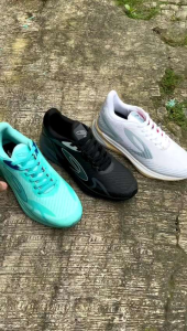 SEPATU RUNNING TERBARU NINETEN 910 UNTUK PRIA DAN WANITA
