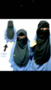 Niqab hidden eyes basic dan v-shape curve lis kun cape by nisa exclusive