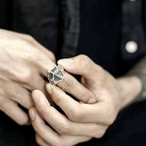 Cincin Elegan Desain Pedang Excalibur (Adjustable)