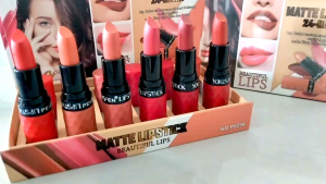 BỘ 6 CÂY SON THỎI LÌ PEIYEN VELVET MIST  6 CHẤT LÌ NHUNG MỊN LÊN MÀU CHUẨN XUẤT KHẨU XUYÊN BIÊN GIỚI GIÁ ĐẸP CHẤT ĐẸP