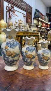 Lọ Hoa Miệng Lượn Lọ Thờ Cúng Men Rạn Hàng Đắp Nổi Họa tiết Sen Bát Tràng Bát Tràng Xanh Gốm Sứ Bát Tràng Việt Nam