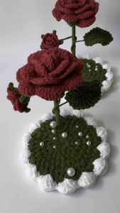 Handmade Creative Valentines GiftCrochet Rose Flower Bouquet Cellphone SupporterLittle Princes Rose Tablet Phone Stand Support