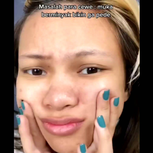 Bedak PURBASARI Oil Control. Matte Powder