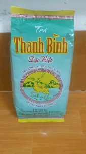Trà ướp lài sen ngâu sói 🌼 TRÀ THANH BÌNH Đặc Biệt (Bịch 06 gói x 70g) Hương Thơm Tự Nhiên Thành phần gồm Trà nguyên liệu hoa lài khô ... HSD 12T kể từ NSX (NSX có in trên bao bì) sản phẩm của cơ sở Trà Thanh Bình (Phường Bạc Liêu Cà Mau).