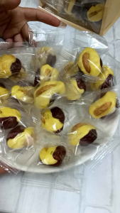 Táo đỏ kẹp sữa Phô Mai hạt điều hàng Việt loại ngon