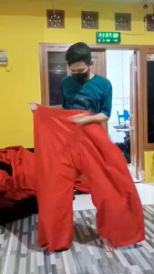 Celana Ubet Merah & Celana Bopo Warok: Pilihan Terbaik untuk Anda