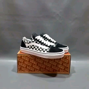 Sepatu Sneakers Import Vans Old Skool Checkerboard Classic Pria Wanita 36-43