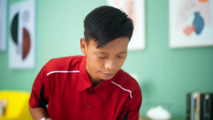 SR12 Deodorant Spray Ampuh Menghilangkan Bau Badan Mencerahkan Ketiak Bebas Noda Non alkohol non parfum