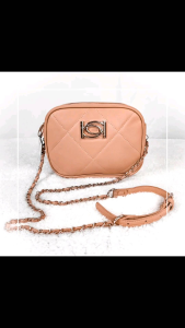 Bebe Los Angelese - Gio Square Crossbody Bag for Women – Chic & Stylish Fashion Accessory