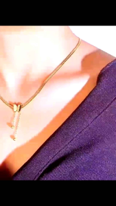 Aksesori Wanita Titanium: Kalung Kupu Kupu Wanita