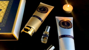 เซ็ตโลชั่นน้ำหอมรุ่นติดกลิ่นชายกายนาง" - น้ำหอม ผู้หญิง ชายกาย ราคาที่สุด 30 บาท