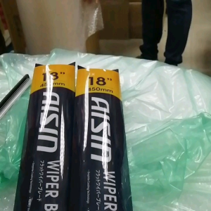 ใบปัดน้ำฝน ใบปัด ปัดน้ำฝน AISIN ขนาด 18นิ้ว 450มม 2ใบ แบบขอเกี่ยว