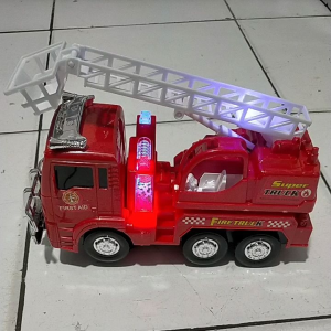 OBRAL LEBAYYYY..... MAINAN ANAK ANAK MOBIL DAMKAR (PEMADAM KEBAKARAN)