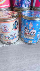 ออมสินยักษ์เก้าอี้นั่งถังเก็บเงินแสนล้าน น้องมาแล้วลาบูบู้ฟ้า (ขอบทอง)สีสันสดใสทนทานมากค่ะของขวัญ