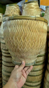 ที่นึ่งข้าวเหนียว ขอบลวด รุ่นกลางใส่หม้อเบอร์22-24ได้