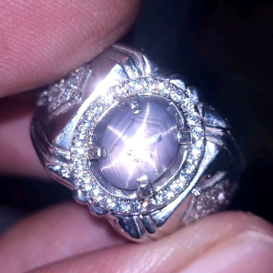 Safir Ceylon Natural Biru & Star Kuat Tanpa Pengolahan