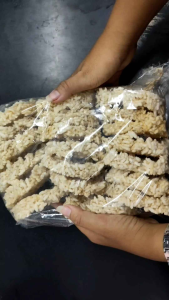 RENGGINANG UDANG GURIH - YANTI RENGGINANG UDANG GURIH DAN RENYAH