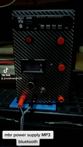 Power Supply mbr penghancur short 5 amper dan Mp3 music dilengkapi dengan pengukur tegangan baterai dan sakering tinggal pakai adaptor 12 v 5 amper