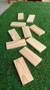 ไม้สนนอกรีดไสปรับ 4 หน้ากว้าง 6.1 ซม.หนา 1.3 ซม.ยาว 15 ซม.ราคามัดละ 50 บ.1 มัดมี 10 แผ่น * จัดเตรียมสินค้า 2-3 วัน